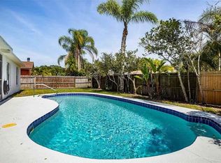 1495 Seaspray Ln, Dunedin, FL 34698