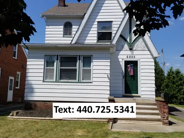 6822 Brownfield Dr, Parma, OH 44129