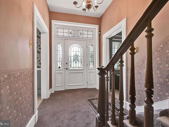 3rd image of 60 Haven Fair Lawn Dr