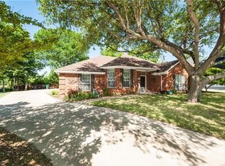 3905 Fawn Dr, Denton, TX 76208