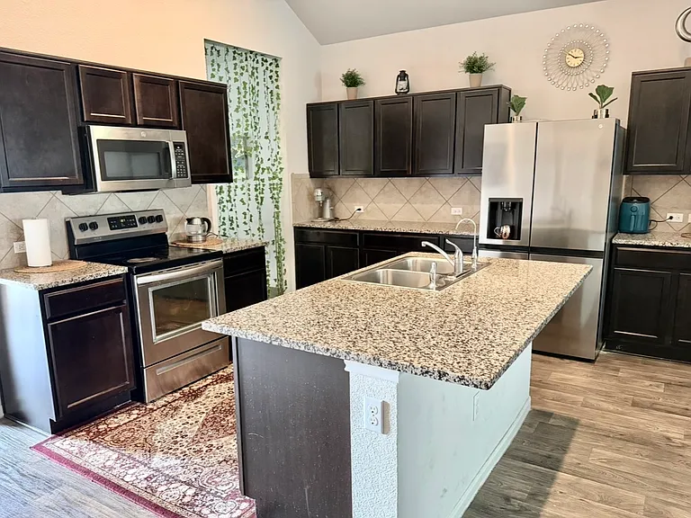 726 Liard River Rd — Photo 5