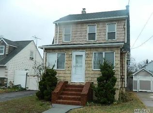 25 Derby St, Valley Stream, NY 11581