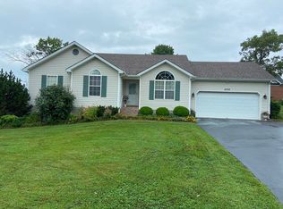 2703 Caesar Ridge Dr, Bowling Green, KY 42101
