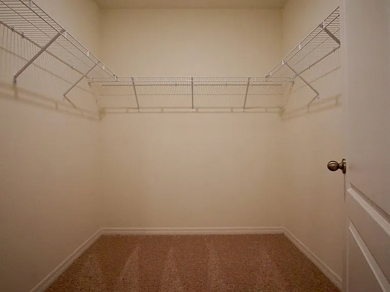 1703 Post Oak Dr — Photo 14