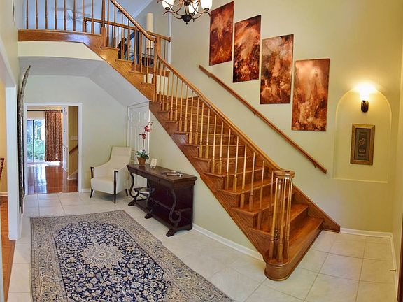 4th image of 3018 Golden Eagle Dr E