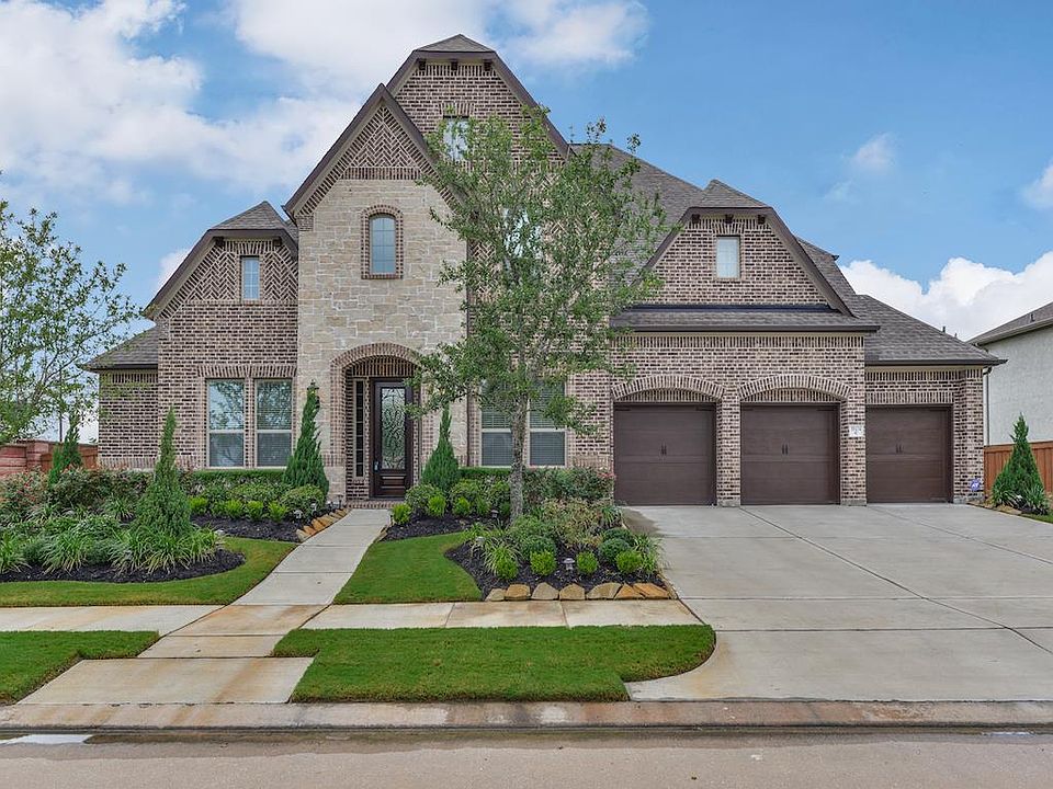 1st image of 10614 Comeaux Ln