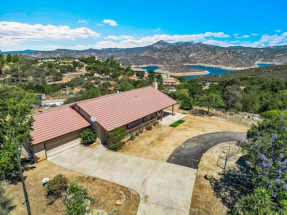 3rd image of 12460 Muth Valley Rd