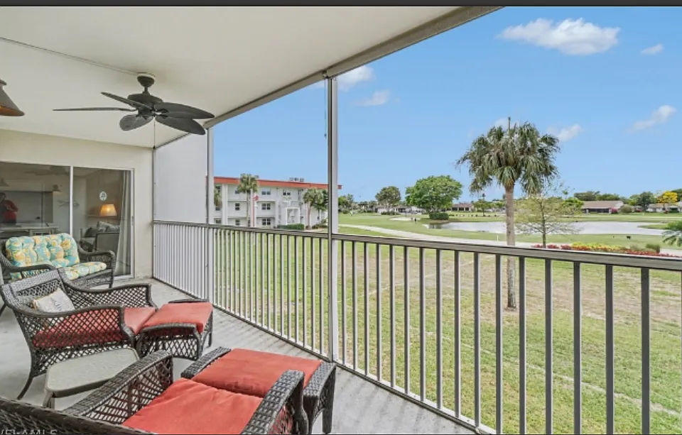 1700 Pine Valley Dr #205