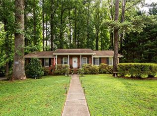 589 Dogwood Dr, Lawrenceville, GA 30046