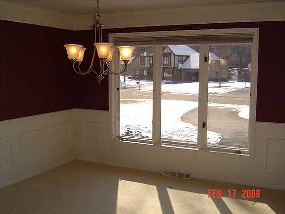 5th image of 3090 Bannockburn Dr SE