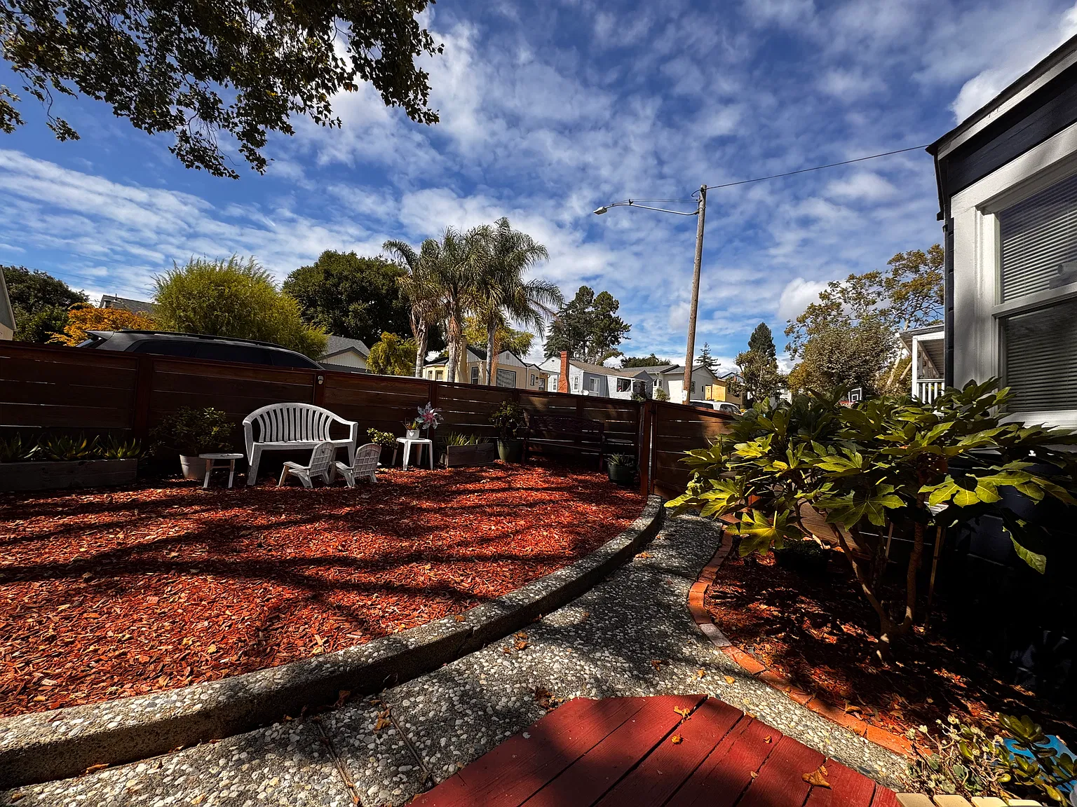 210 Fairmont Ave — Photo 2