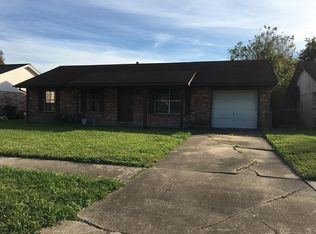 13427 Greenbriar Dr, Sugar Land, TX 77498