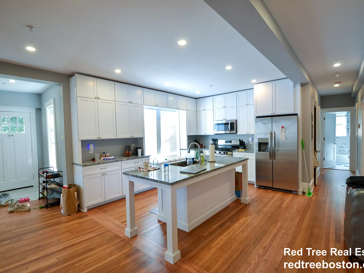 8 South St — Photo 1