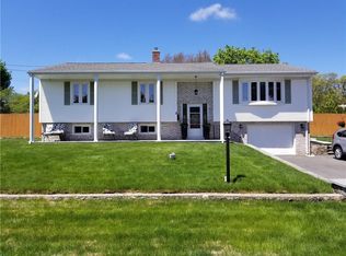 11 Di Ponte Dr, Johnston, RI 02919