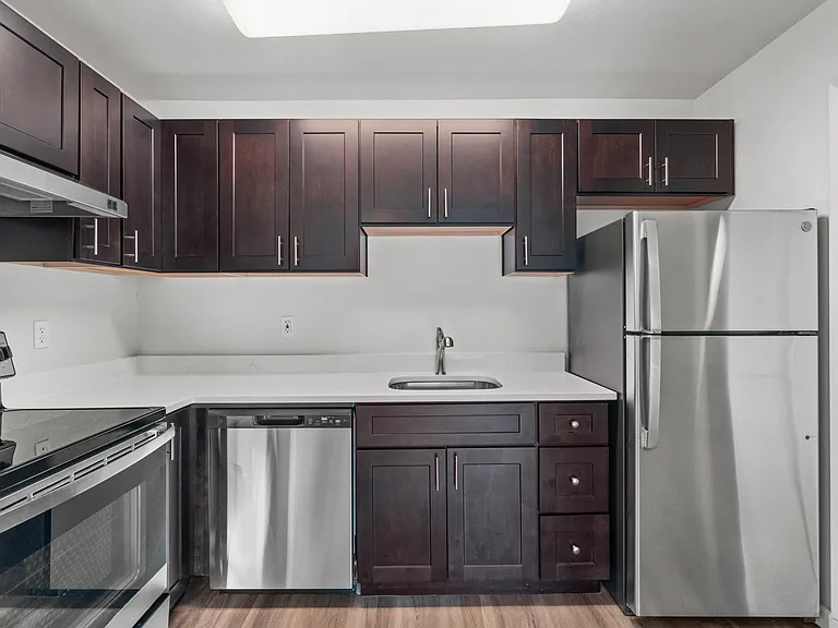 1 Bed 1 Bath Deluxe - 578 Sq Ft 1 Bed 1 Bath Deluxe - 578 Sq Ft