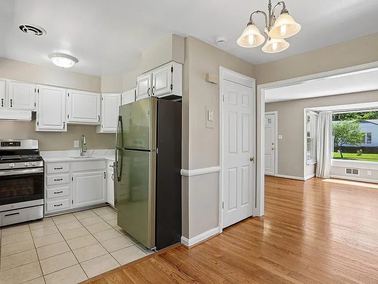 11105 Stillwater Ave — Photo 8