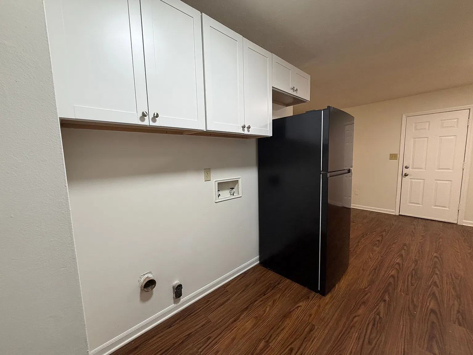 385/387 Jockey Club Dr — Photo 4