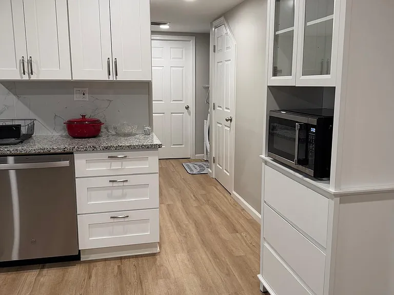 261 Berkeley Trce #2 — Photo 9