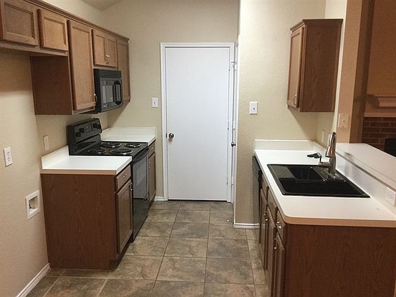 5th image of 1704 Audrey Dr