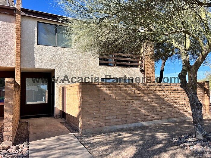 1st image of 2795 N Treat Ave