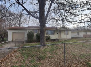 233 Northside Ct, Tahlequah, OK 74464