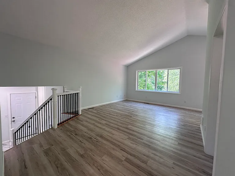 3345 Minnesota Ln N — Photo 28