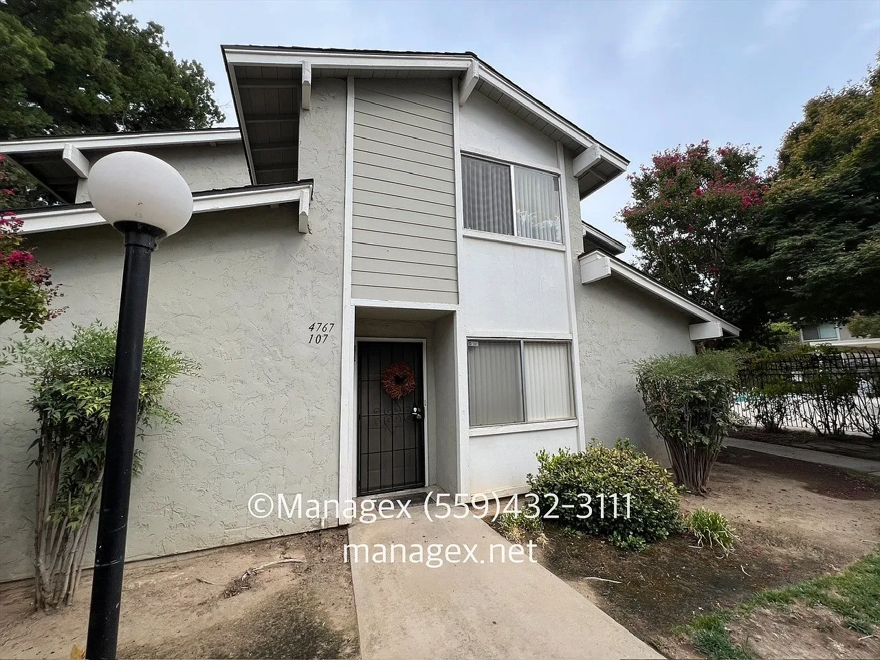 4 bed, 1432 sqft, $1,995 — Photo 2