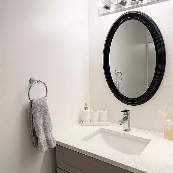 5027 SW 16th Pl #102 — Photo 9