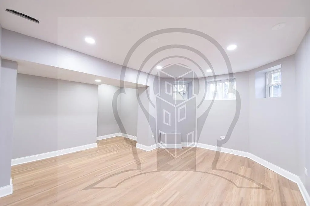 1 bed, 1.0 bath, 700 sqft, $2,050 — Photo 4