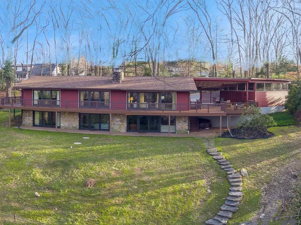 709 N Valley Forge Rd, Devon, PA 19333