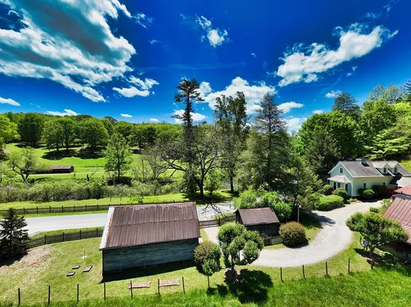 2350 Dial Rd, Blue Ridge, GA 30513
