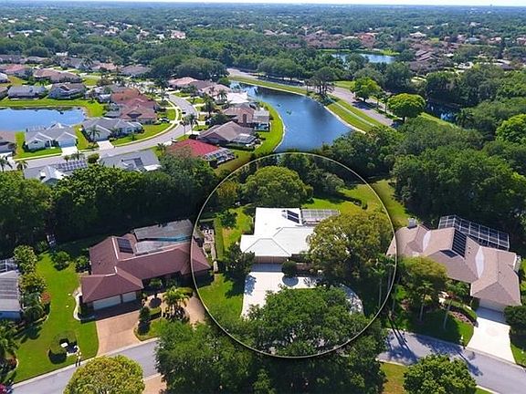 3rd image of 6936 Country Lakes Cir