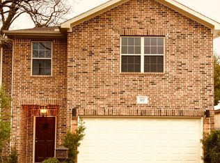 702 E 37th St, Houston, TX 77022