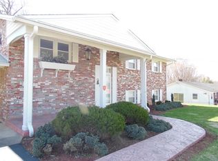 112 Sheffield Rd, Ridgeway, VA 24148