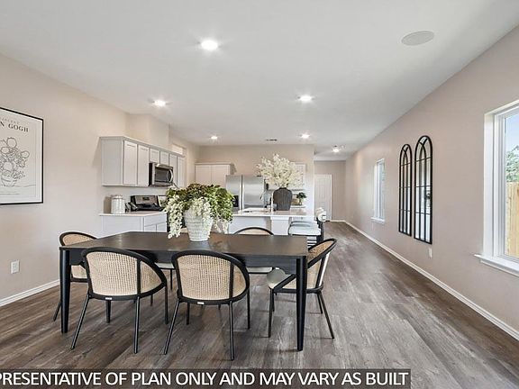 5th image of 1687 Portia Ln