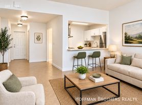 916 W 84th St, Los Angeles, CA