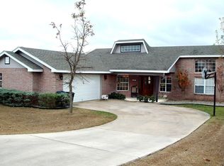 437 Mack Hollimon Dr, Kerrville, TX 78028