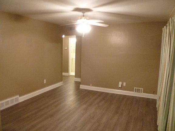 5th image of 1239 E Dallas Ave