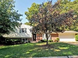 2325 Cleek Ct, Saint Louis, MO 63131