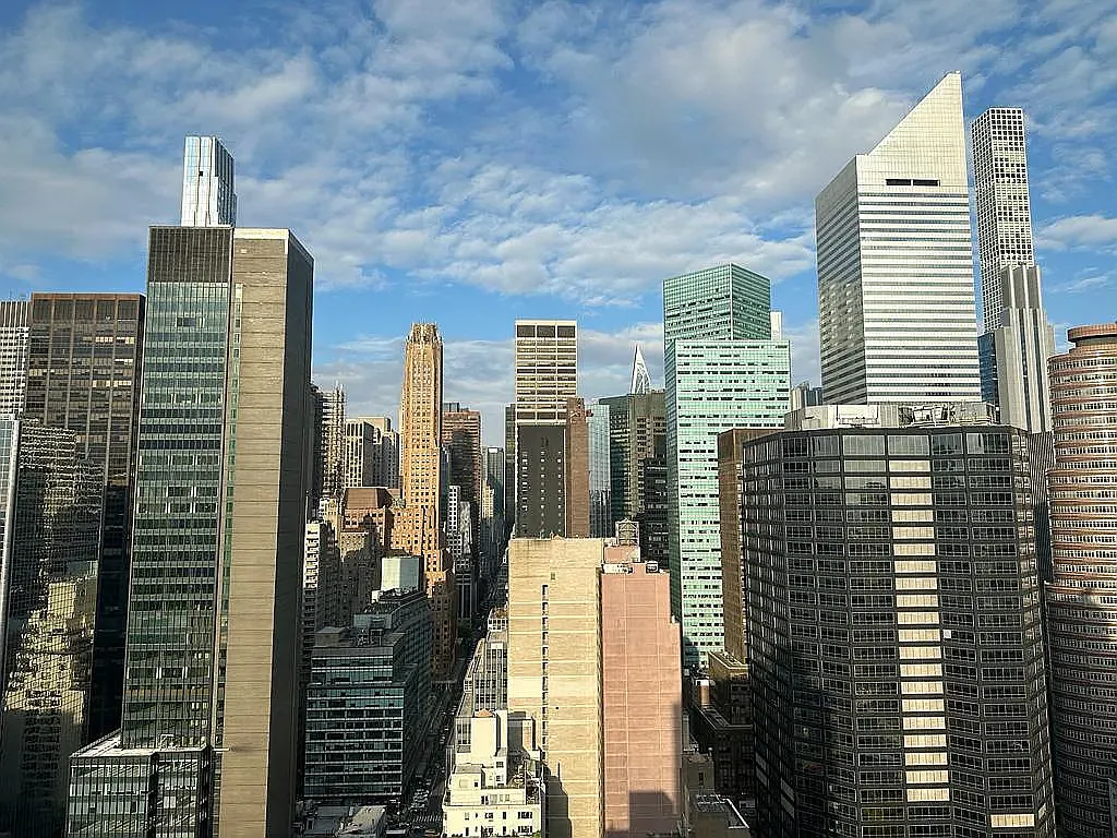 305 East 51st Street — Photo 3