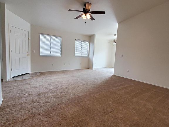 4th image of 3215 W Alexanderwood Dr