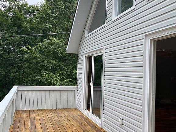 Outside deck. Second floor rental