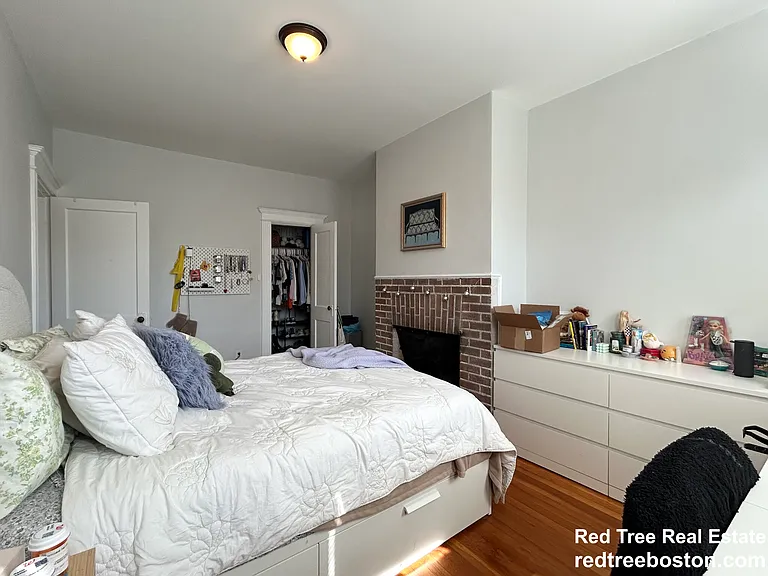 175 Harvard St — Photo 11