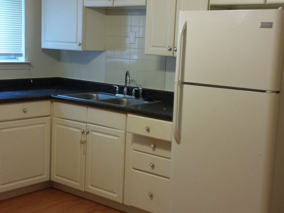 1st image of 1507 Beecher Dr