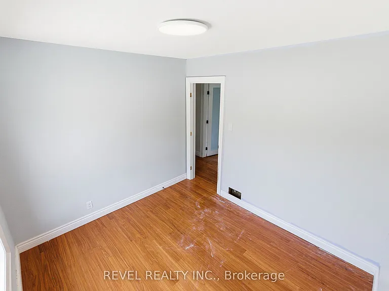990 Harmony Rd N #MAIN — Photo 19