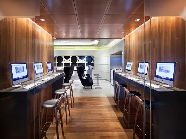 450 West 42nd Street image 16 of 21