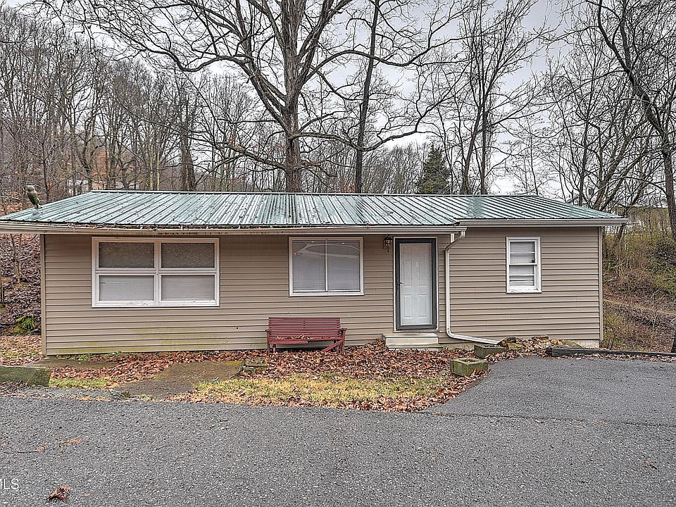 1st image of 2033 Burke Dr
