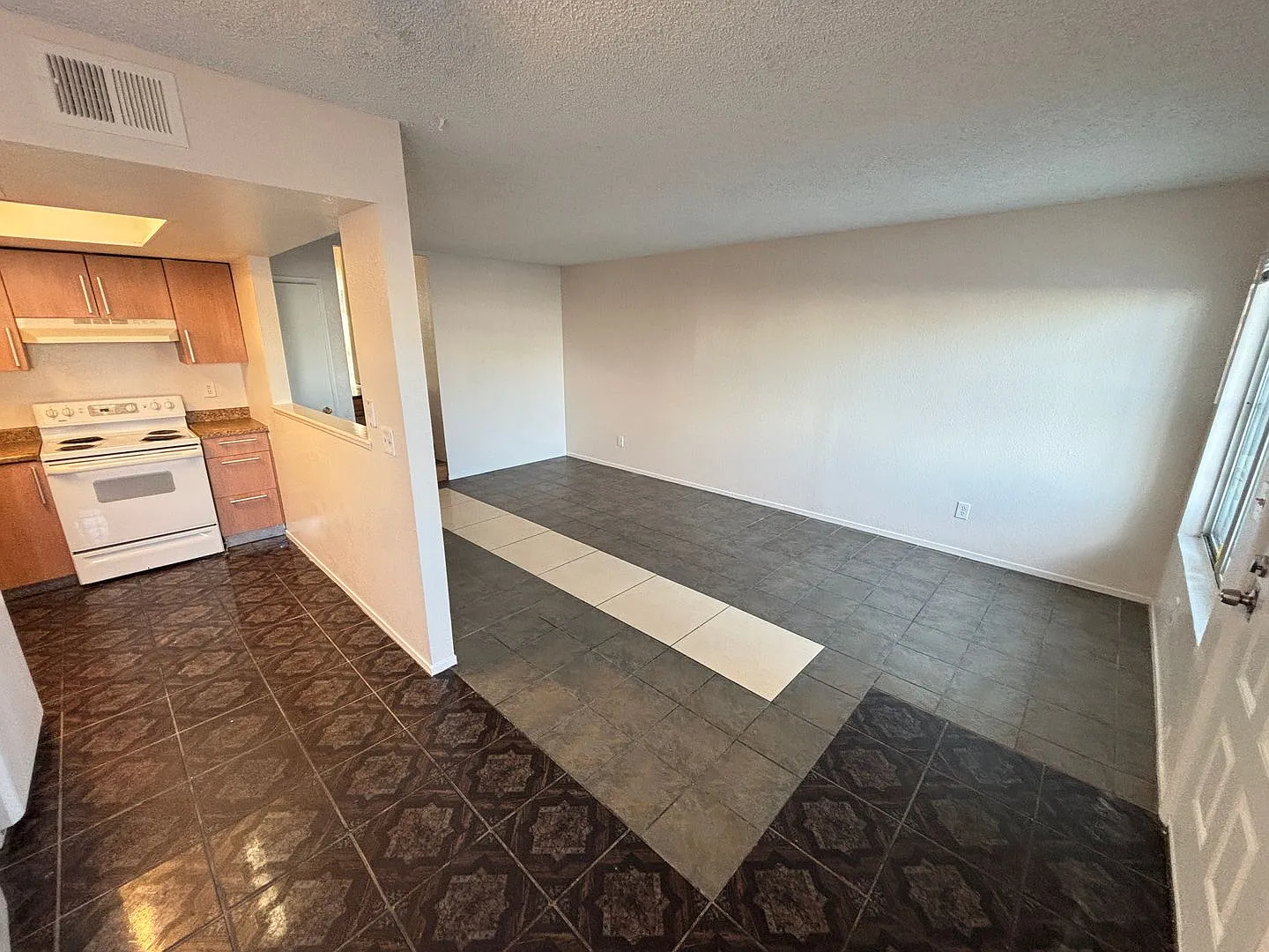 625 N. 12th St. Unit A — Photo 3