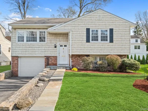 53 Jennings Road, White Plains, NY 10605