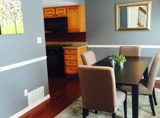 18 Regency Ct, Morgantown, WV 26505